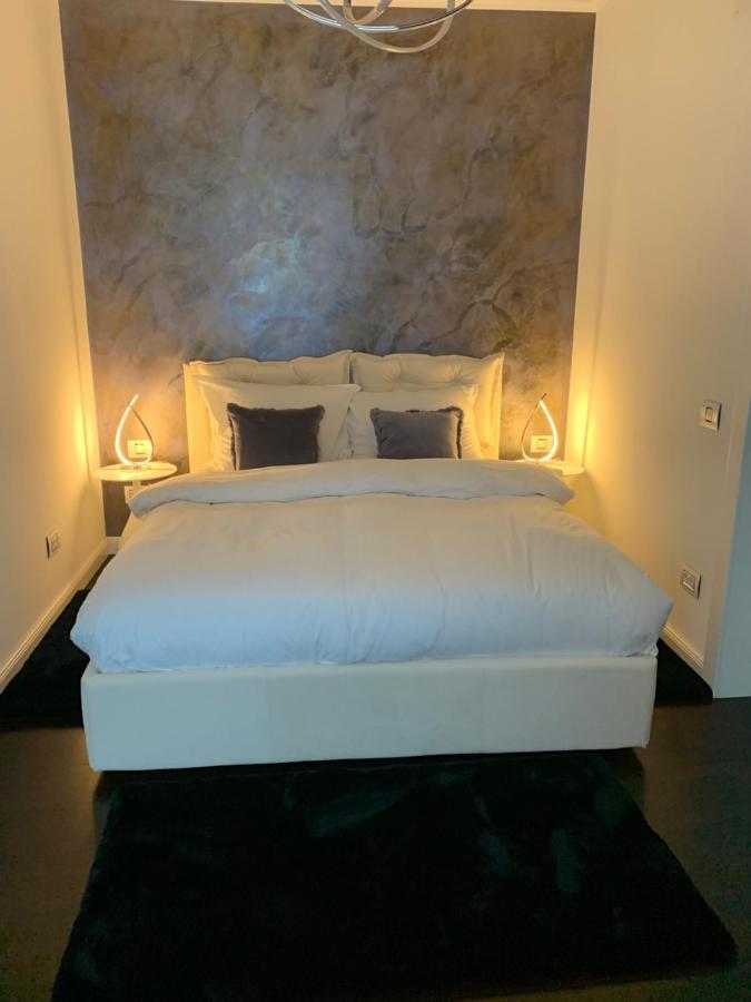 Schillerplatz Apartment Sibiu Bagian luar foto