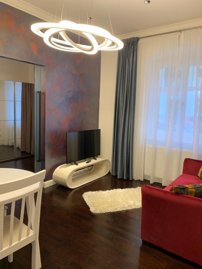 Schillerplatz Apartment Sibiu Bagian luar foto
