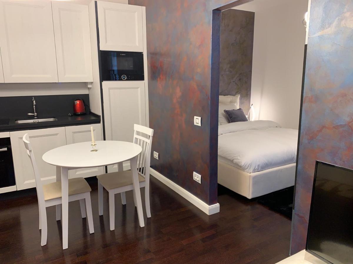 Schillerplatz Apartment Sibiu Bagian luar foto