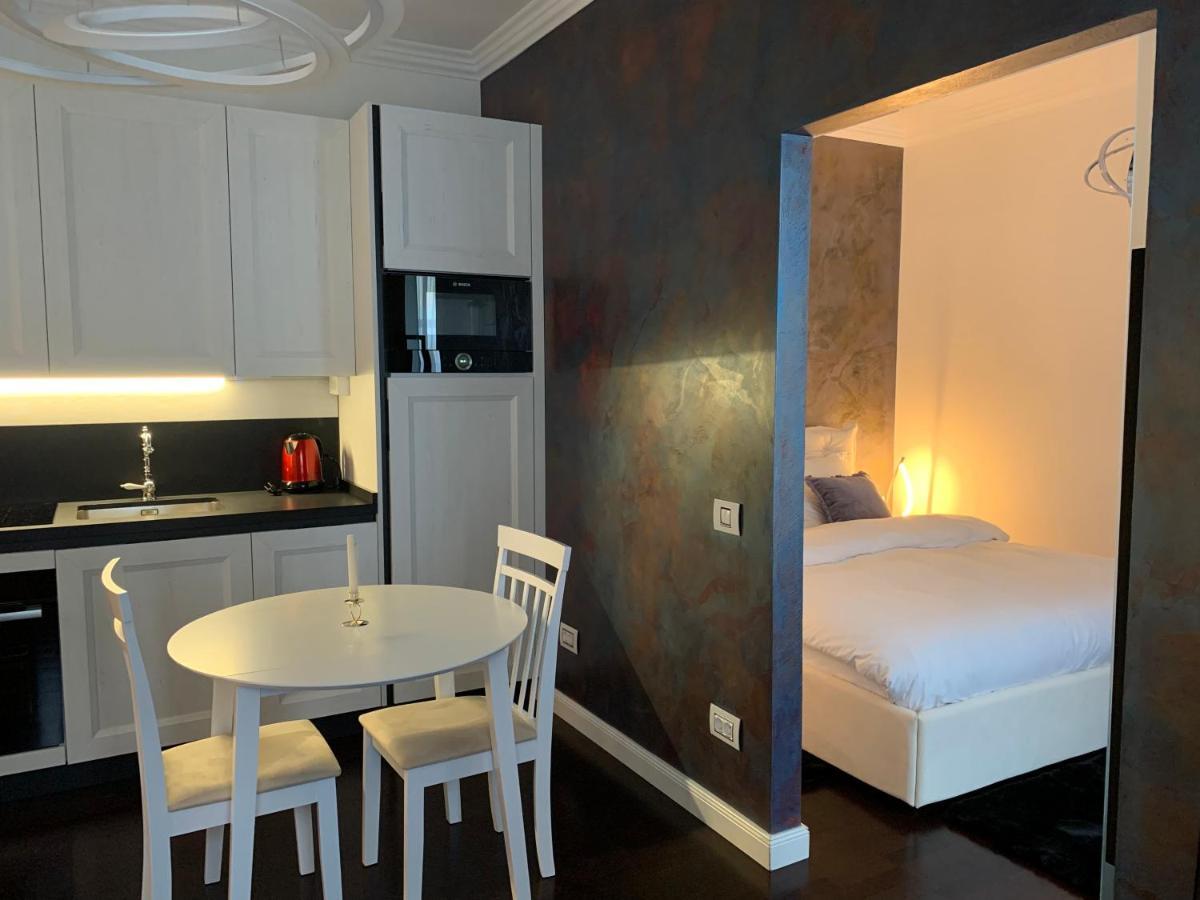 Schillerplatz Apartment Sibiu Bagian luar foto