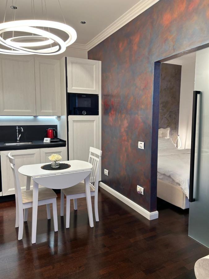 Schillerplatz Apartment Sibiu Bagian luar foto