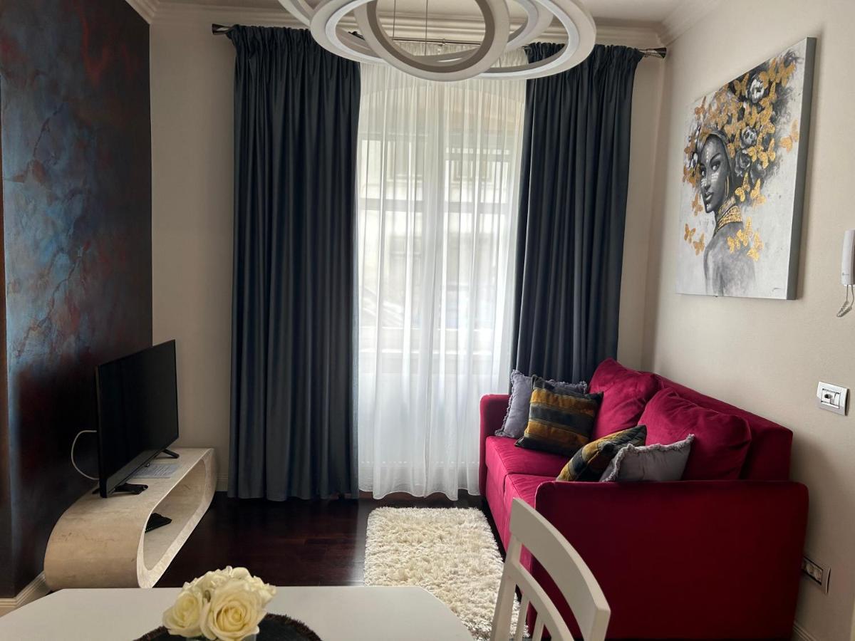 Schillerplatz Apartment Sibiu Bagian luar foto