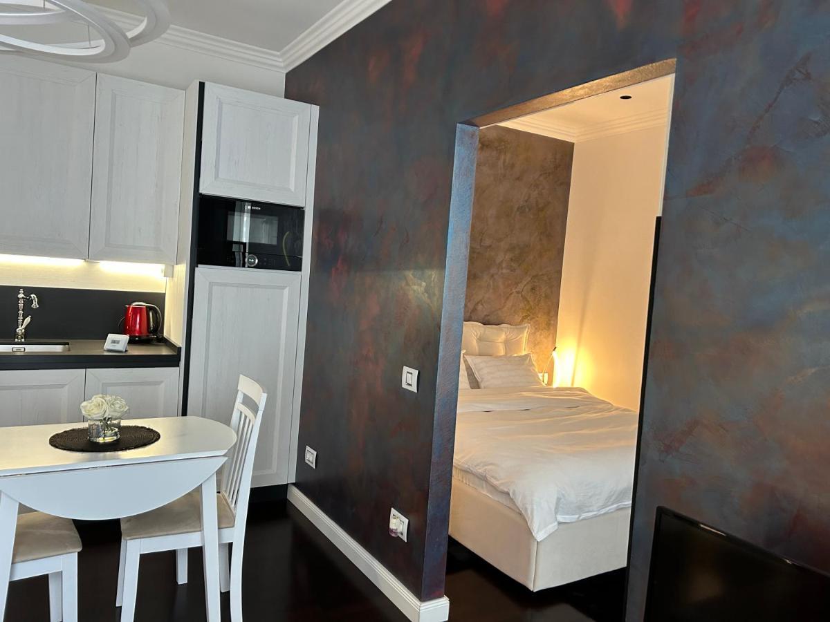 Schillerplatz Apartment Sibiu Bagian luar foto