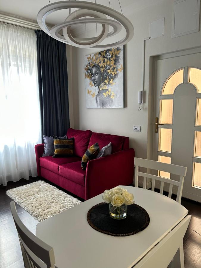 Schillerplatz Apartment Sibiu Bagian luar foto
